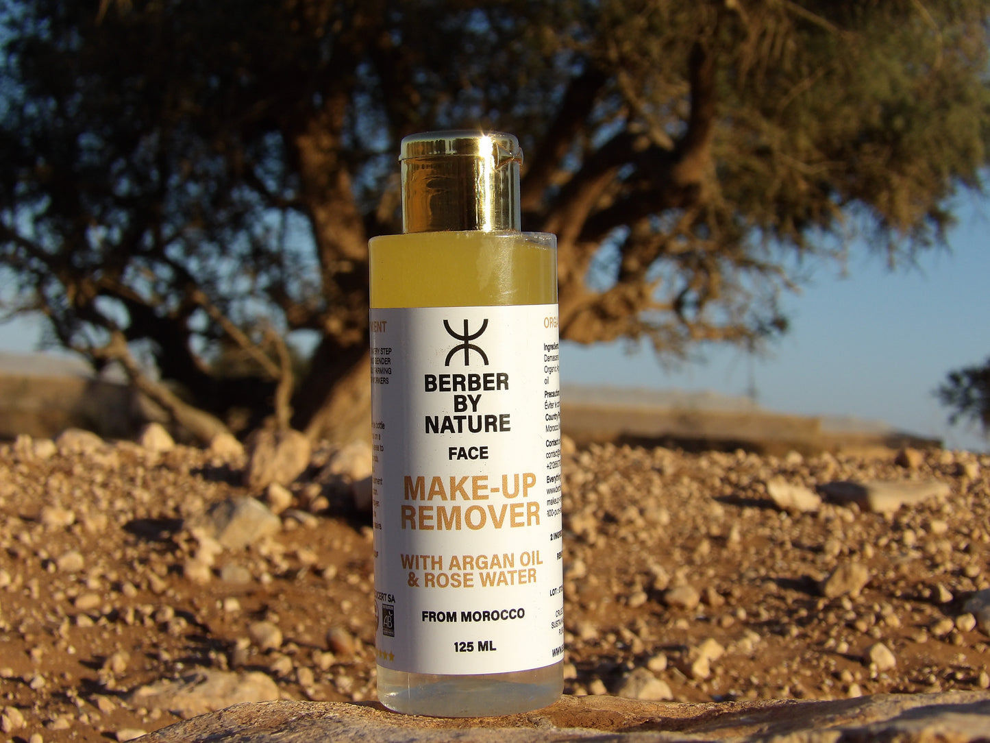 Natuurlijke gezichtsreiniger met arganolie en rozenwater